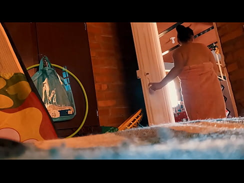 ❤️ Вујко ми ме следи во туш, ме ебе додека се туширам. ❤️❌ Прекрасно порно на mk.pornodil.ru